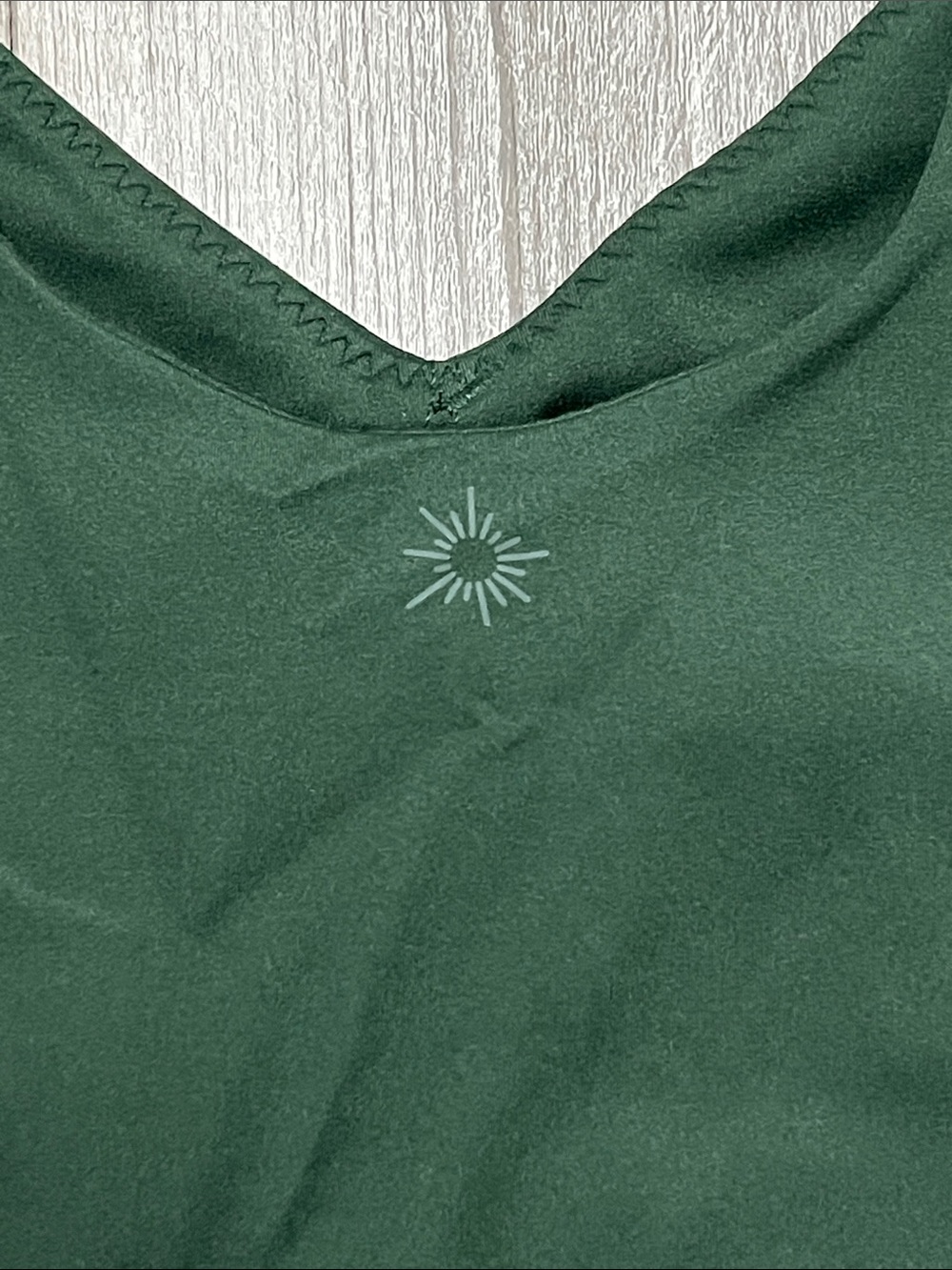 Offline by Aerie woman’s tank bra/ green / size XL - Picture 3 of 6